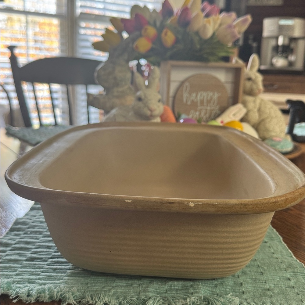 Pampered Chef Stoneware Large Roaster 1435.
 - Picture 4 of 7